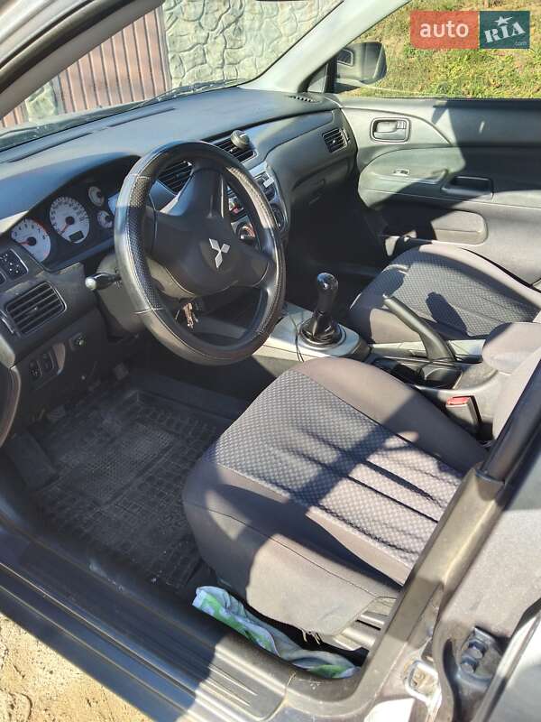 Седан Mitsubishi Lancer 2009 в Вінниці фото 3 Седан Mitsubishi Lancer 2009 в Вінниці