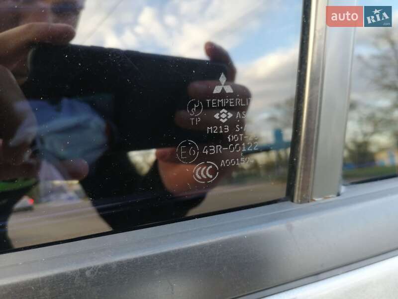 Седан Mitsubishi Lancer 2005 в Мукачевому