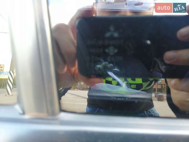 Седан Mitsubishi Lancer 2005 в Мукачевому