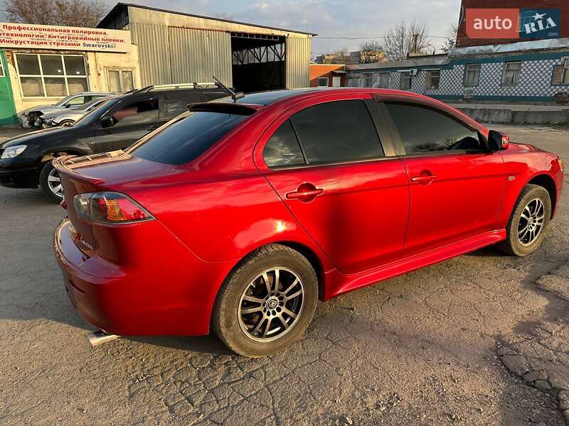 Седан Mitsubishi Lancer 2014 в Днепре