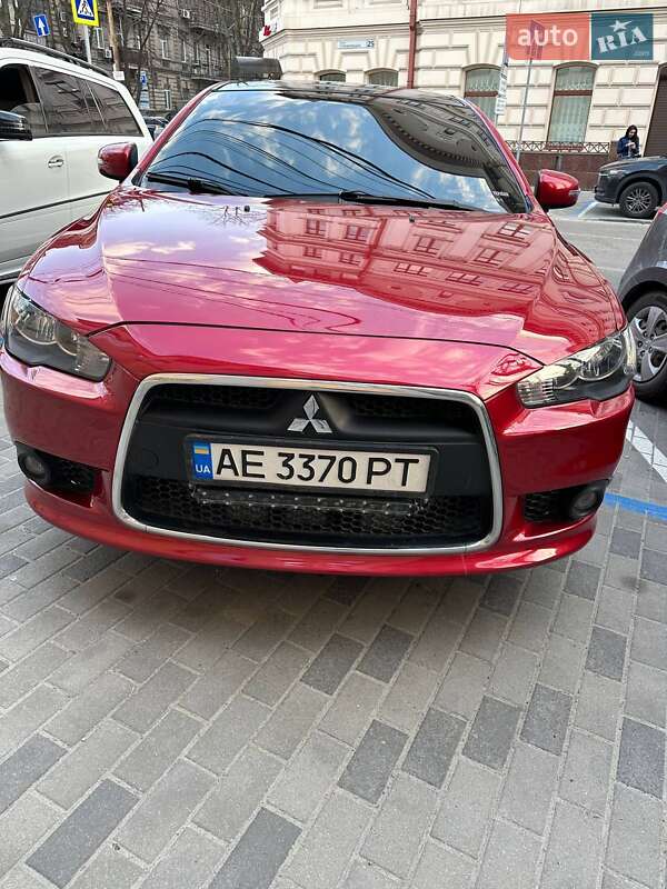 Седан Mitsubishi Lancer 2014 в Днепре