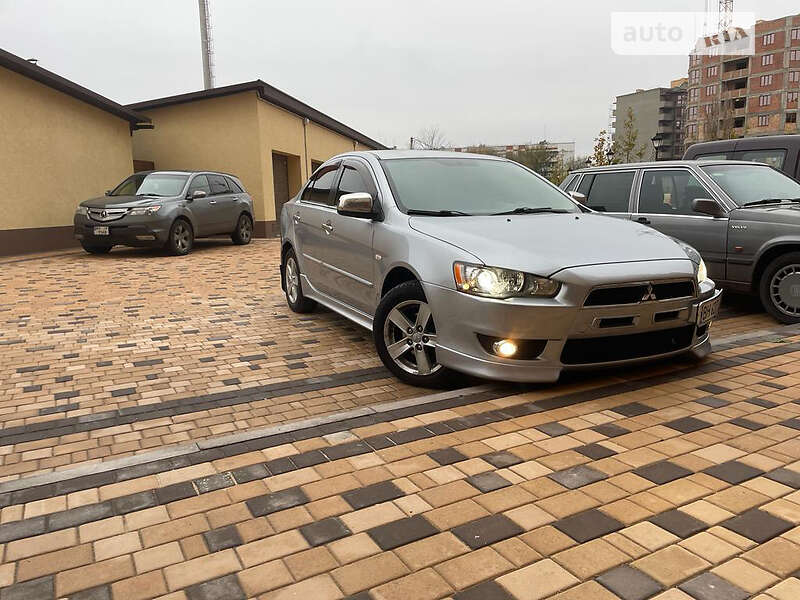 Седан Mitsubishi Lancer 2008 в Измаиле