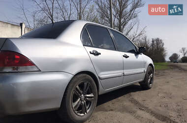 Седан Mitsubishi Lancer 2004 в Днепре