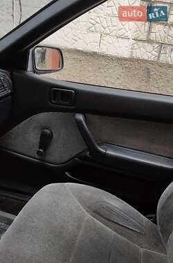 Седан Mitsubishi Lancer 1990 в 