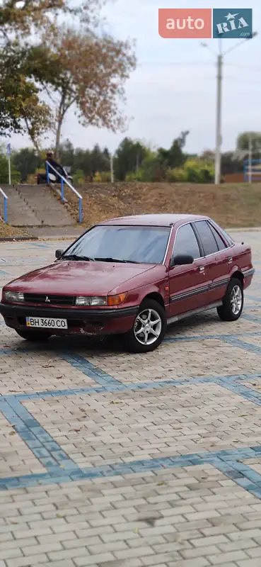 Mitsubishi Lancer 1990