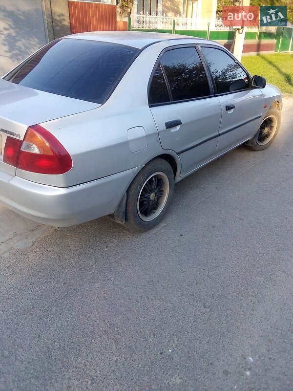 Mitsubishi Lancer 1998