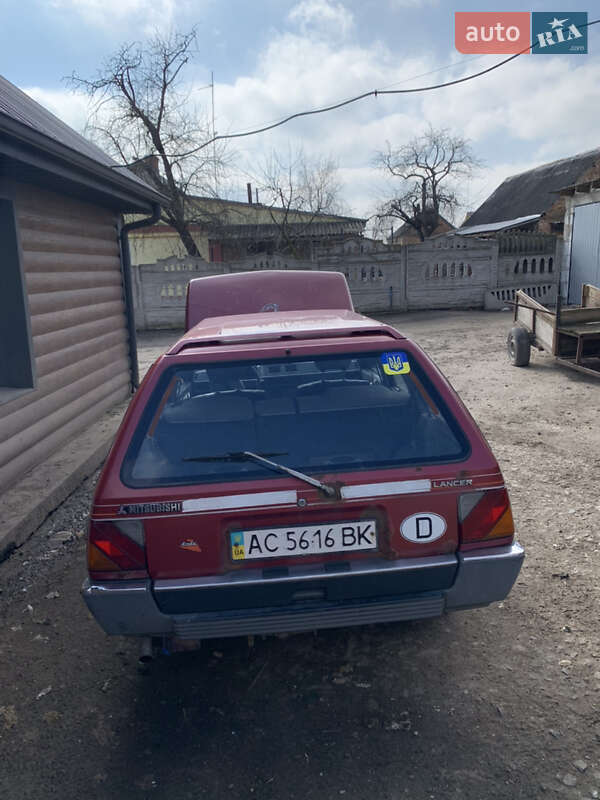 Универсал Mitsubishi Lancer 1986 в Луцке фото 5 Универсал Mitsubishi Lancer 1986 в Луцке