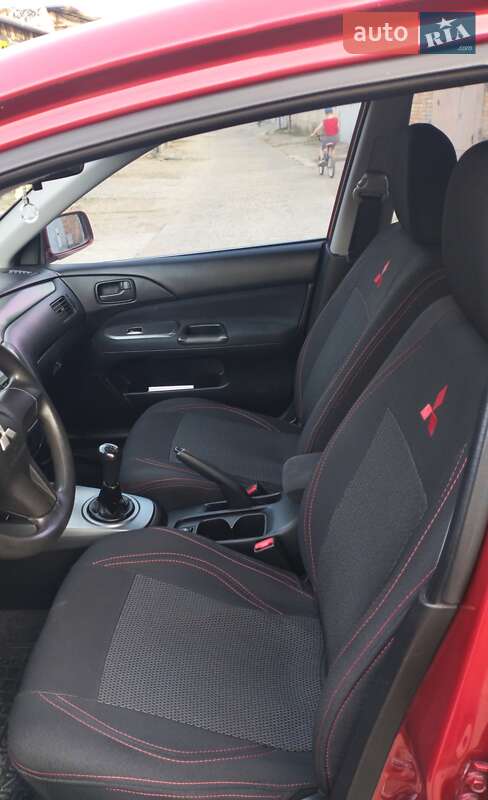 Седан Mitsubishi Lancer 2006 в Николаеве