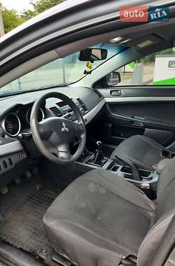 Седан Mitsubishi Lancer 2008 в Чернівцях