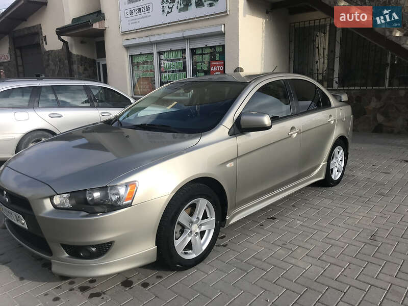 Седан Mitsubishi Lancer 2008 в Каменец-Подольском