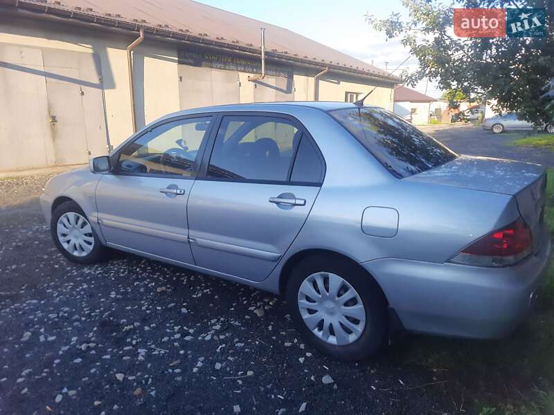 Седан Mitsubishi Lancer 2005 в Ивано-Франковске