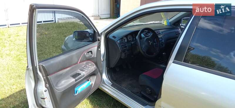 Седан Mitsubishi Lancer 2006 в Киеве фото 4 Седан Mitsubishi Lancer 2006 в Киеве