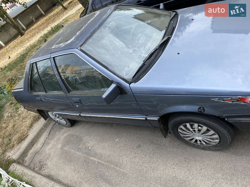 Седан Mitsubishi Lancer 1984 в Києві