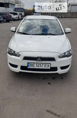 Седан Mitsubishi Lancer 2014 в Николаеве