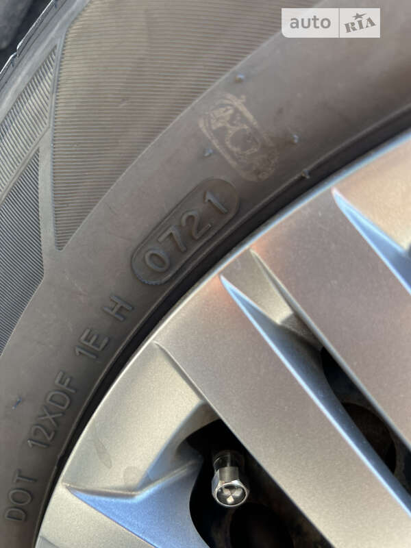 Седан Mitsubishi Lancer 2005 в Черновцах