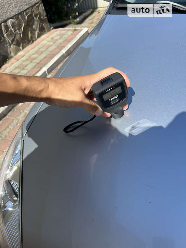 Седан Mitsubishi Lancer 2005 в Черновцах