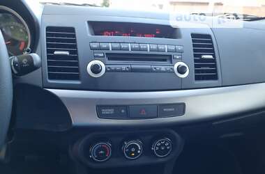 Седан Mitsubishi Lancer 2009 в 