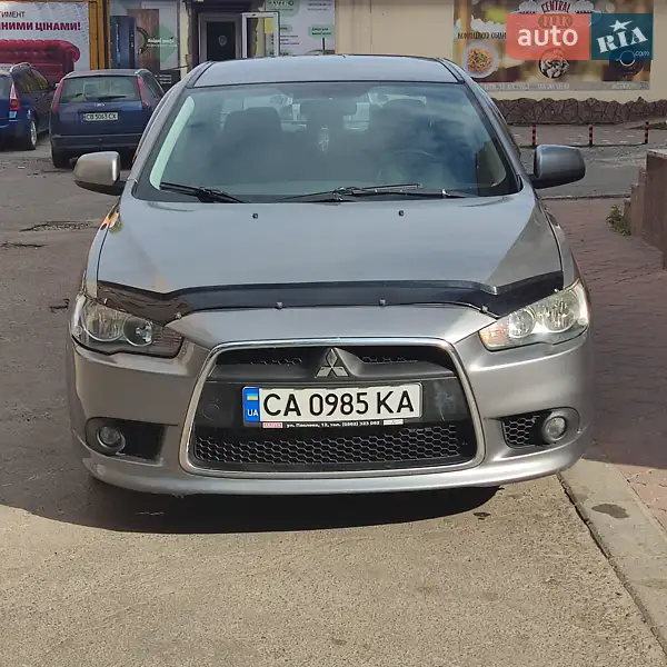 Mitsubishi Lancer