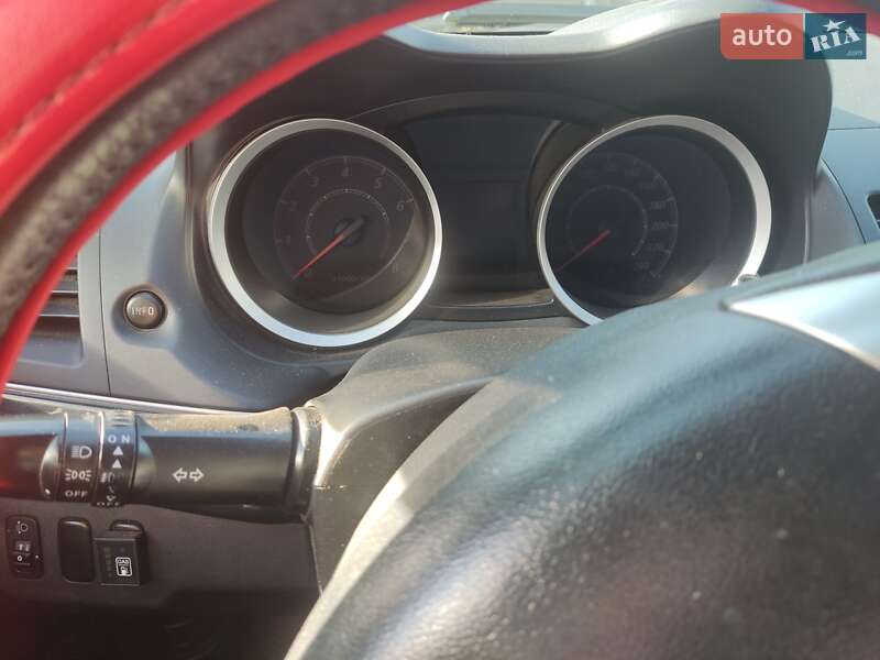 Седан Mitsubishi Lancer 2012 в Черкассах