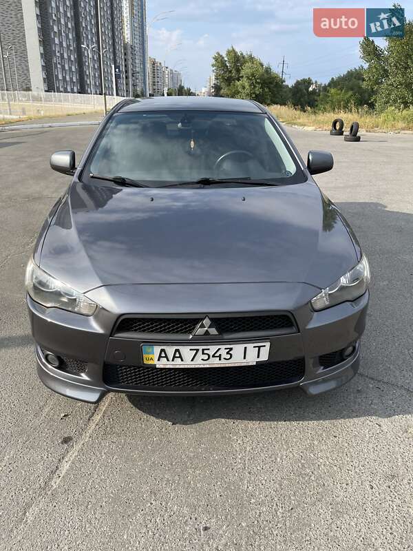 Седан Mitsubishi Lancer 2009 в 