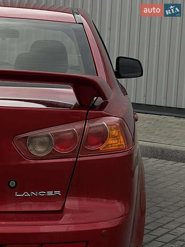 Седан Mitsubishi Lancer 2009 в Киеве