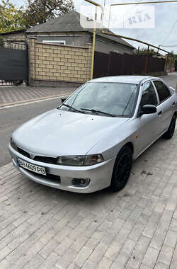 Седан Mitsubishi Lancer 1996 в 