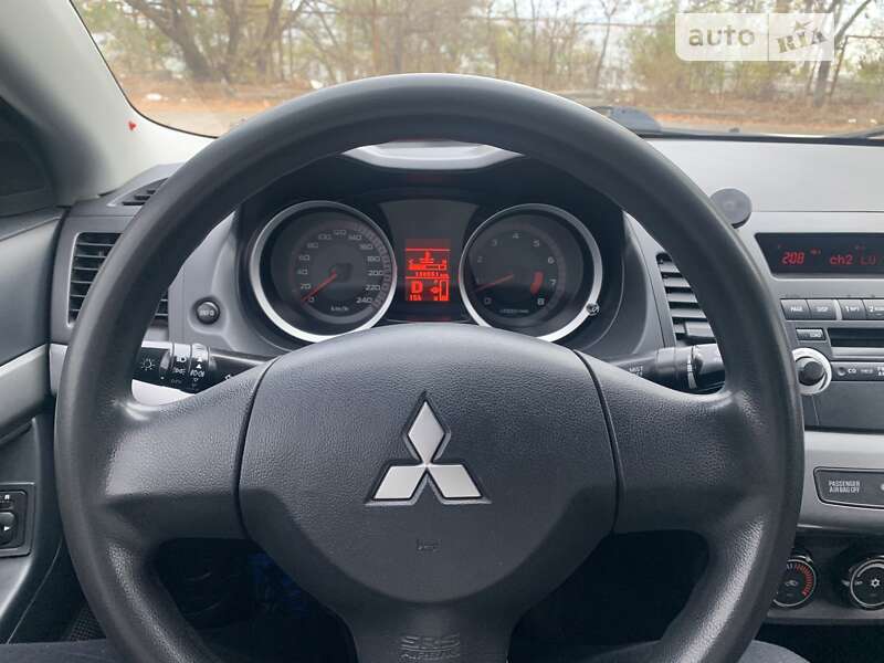 Седан Mitsubishi Lancer 2007 в Одессе