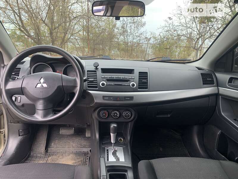Седан Mitsubishi Lancer 2007 в Одессе