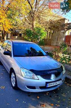 Седан Mitsubishi Lancer 2003 в Николаеве