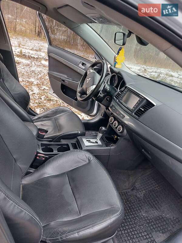 Седан Mitsubishi Lancer 2007 в Луцке