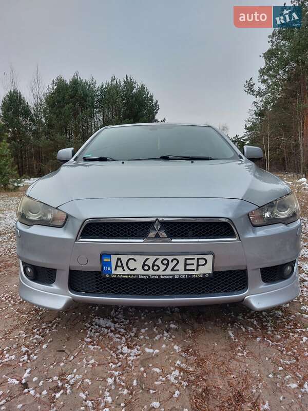 Седан Mitsubishi Lancer 2007 в Луцке