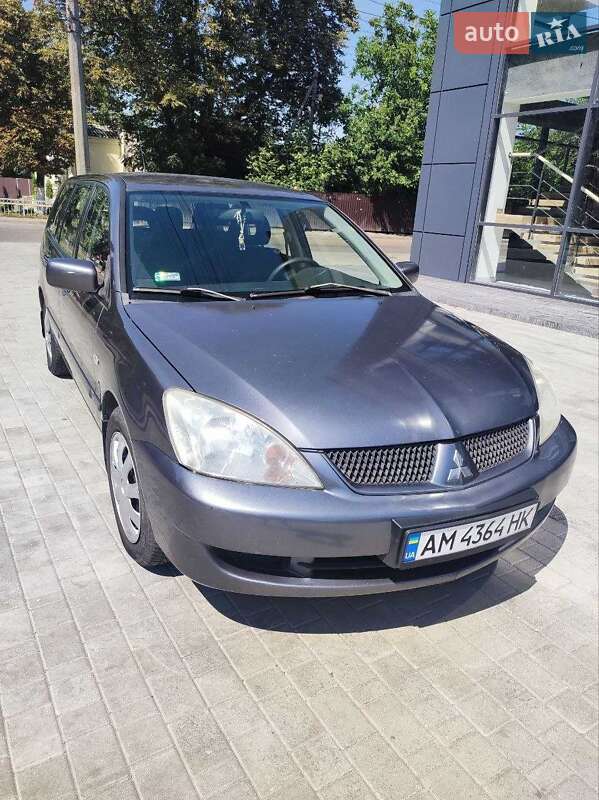 Універсал Mitsubishi Lancer 2006 в Житомирі