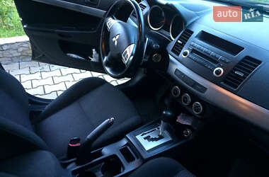 Седан Mitsubishi Lancer 2009 в Одессе