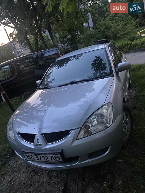 Седан Mitsubishi Lancer 2005 в Світловодську