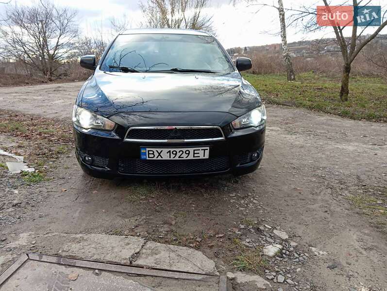 Седан Mitsubishi Lancer 2011 в Віньківцях