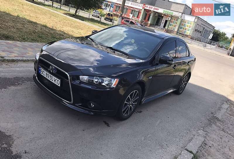 Седан Mitsubishi Lancer 2015 в Івано-Франківську