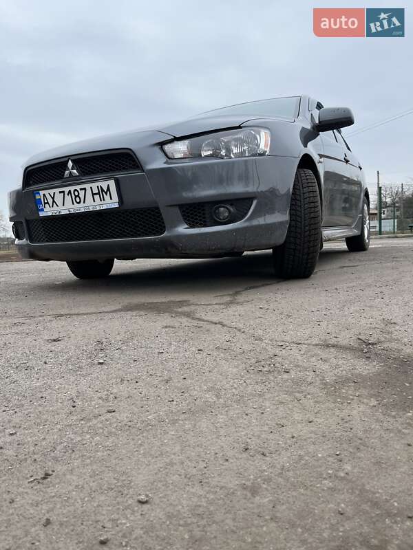 Седан Mitsubishi Lancer 2011 в Харькове