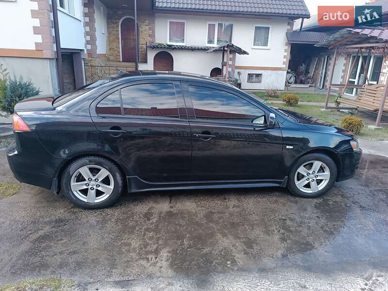 Седан Mitsubishi Lancer 2008 в Шептицькому