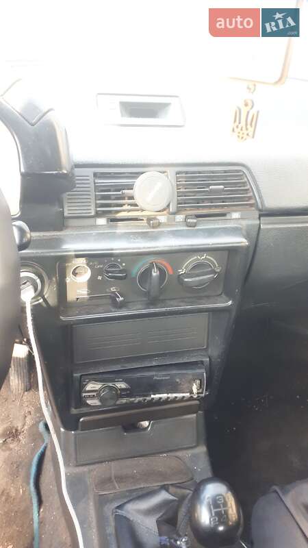 Седан Mitsubishi Lancer 1991 в Ивано-Франковске