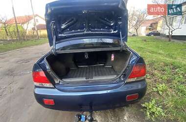 Седан Mitsubishi Lancer 2004 в Львове