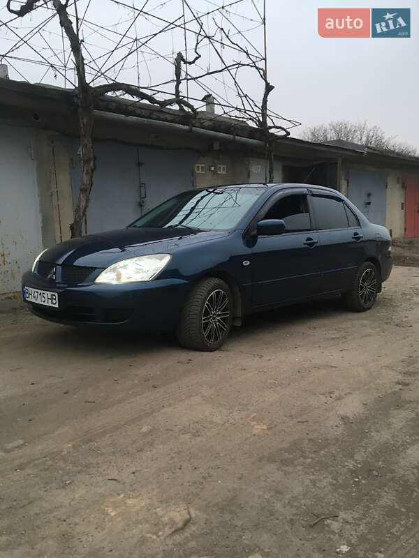 Седан Mitsubishi Lancer 2006 в Измаиле