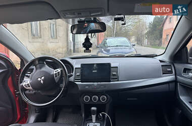 Седан Mitsubishi Lancer 2010 в Берегово
