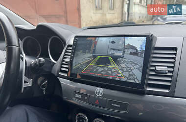 Седан Mitsubishi Lancer 2010 в Берегово