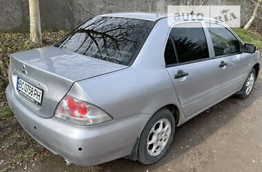 Седан Mitsubishi Lancer 2004 в Мостиске