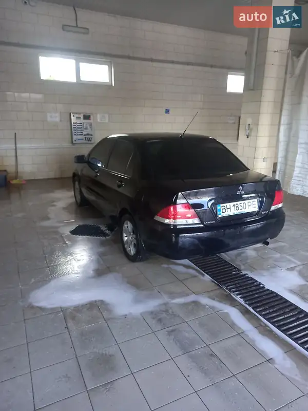 Mitsubishi Lancer 2011