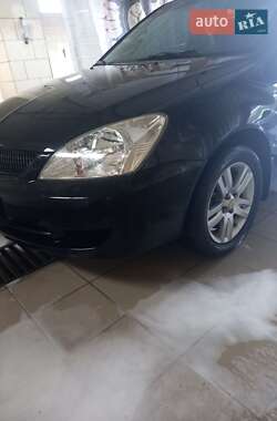 Седан Mitsubishi Lancer 2011 в Львове