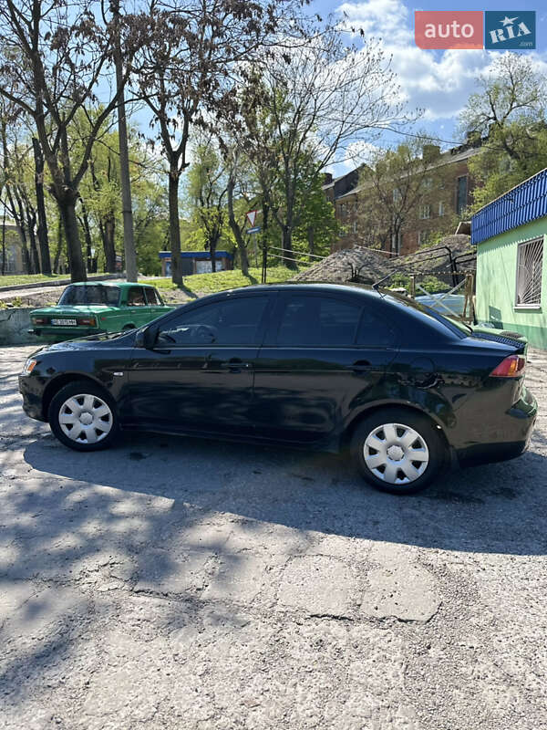 Седан Mitsubishi Lancer 2008 в Каменском