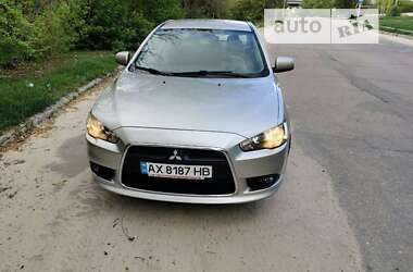 Седан Mitsubishi Lancer 2013 в Києві