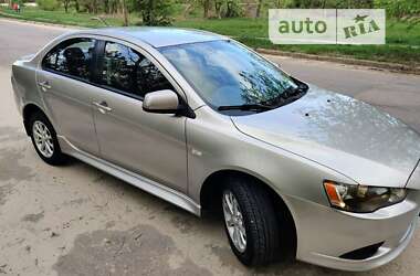 Седан Mitsubishi Lancer 2013 в Києві