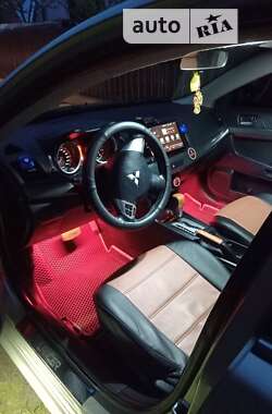 Седан Mitsubishi Lancer 2008 в Городке